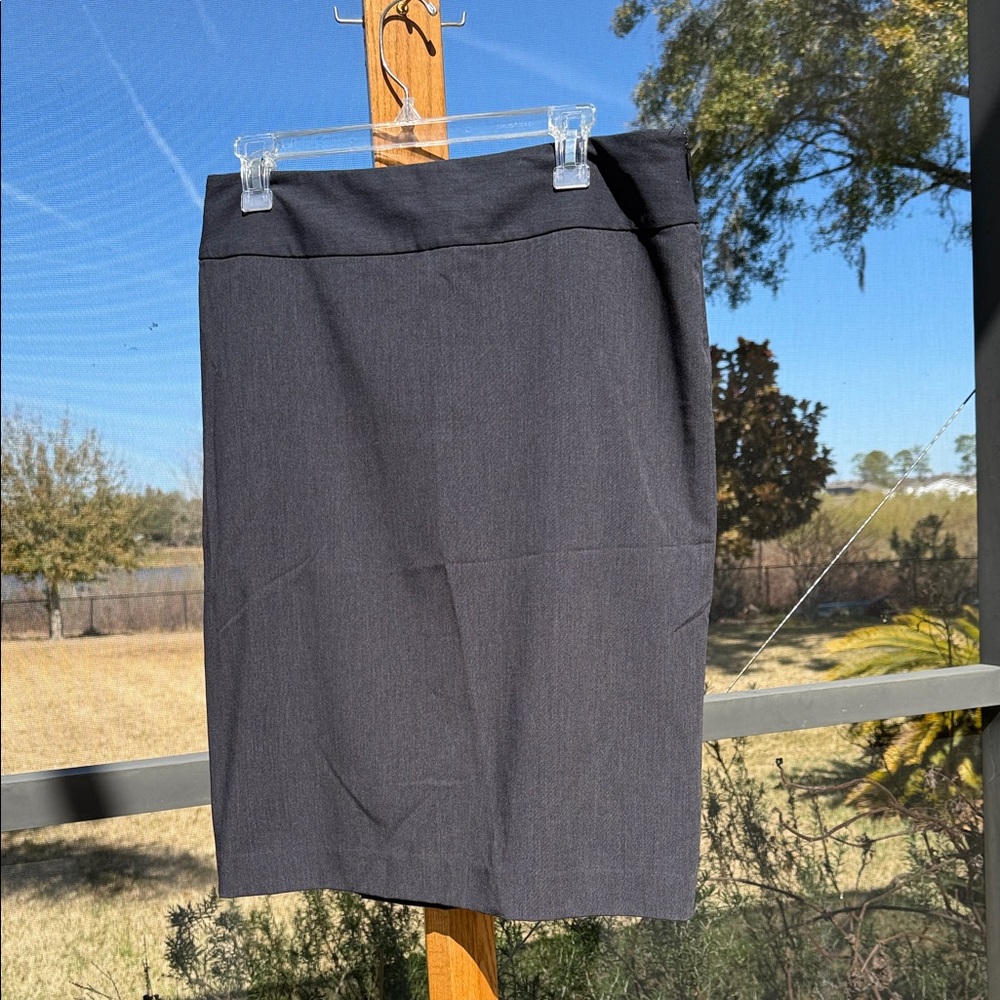 Liz Claiborne Dark Gray Pencil Skirt 10 tall